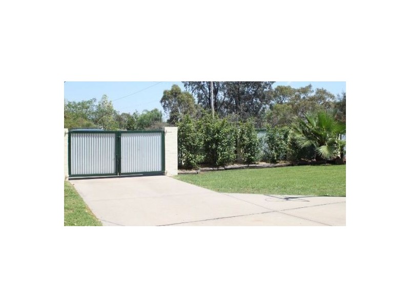 12 Black Prince Drive, Lightning Ridge NSW 2834