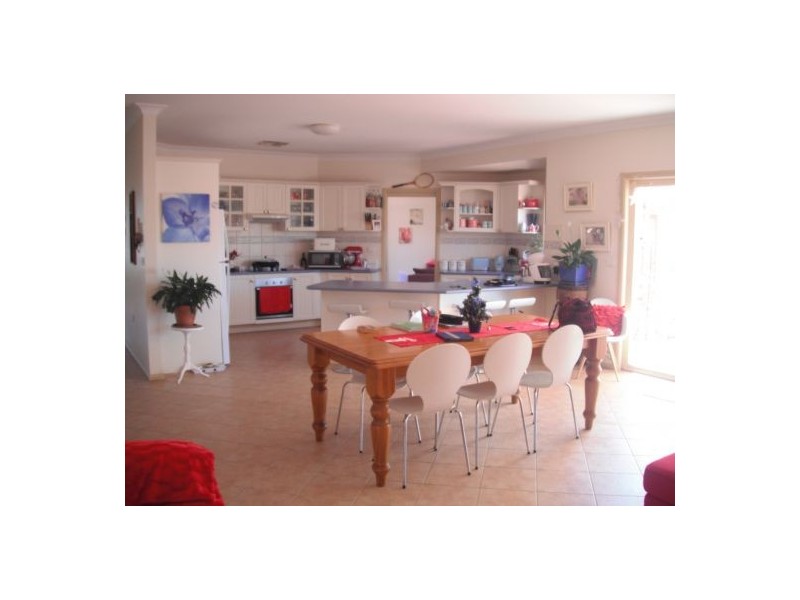 77 Dewhurst Street, Walgett NSW 2832