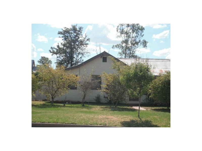 12 Namoi Street, Walgett NSW 2832