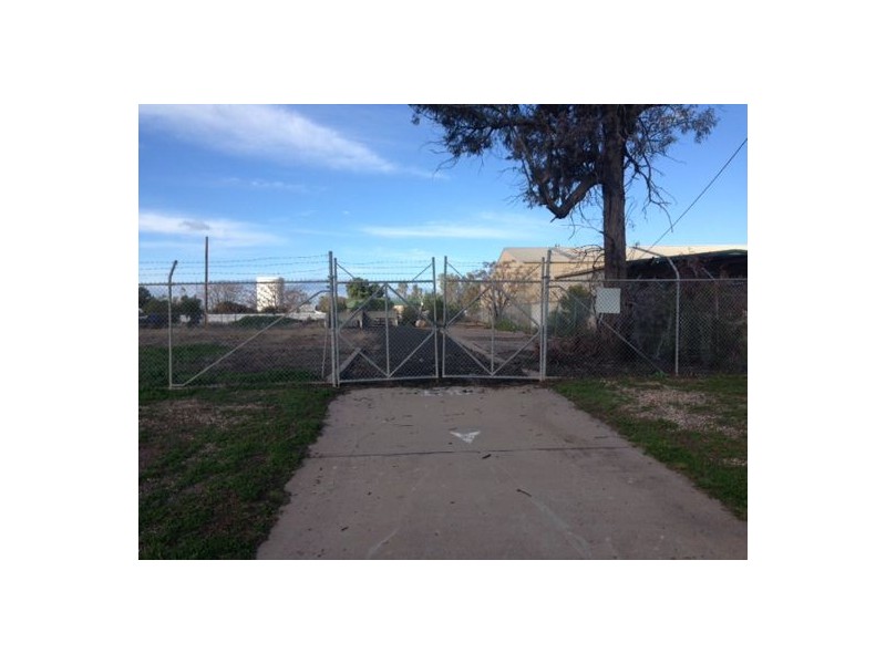 00 Telstra Yard, Walgett NSW 2832