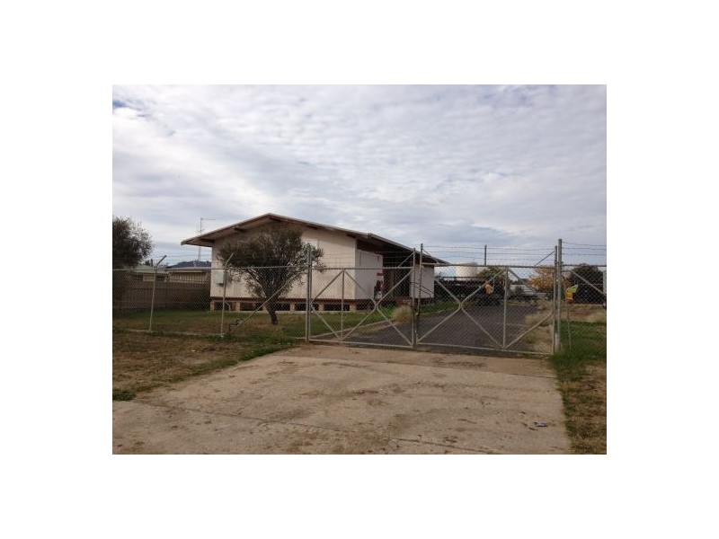 00 Telstra Yard, Walgett NSW 2832