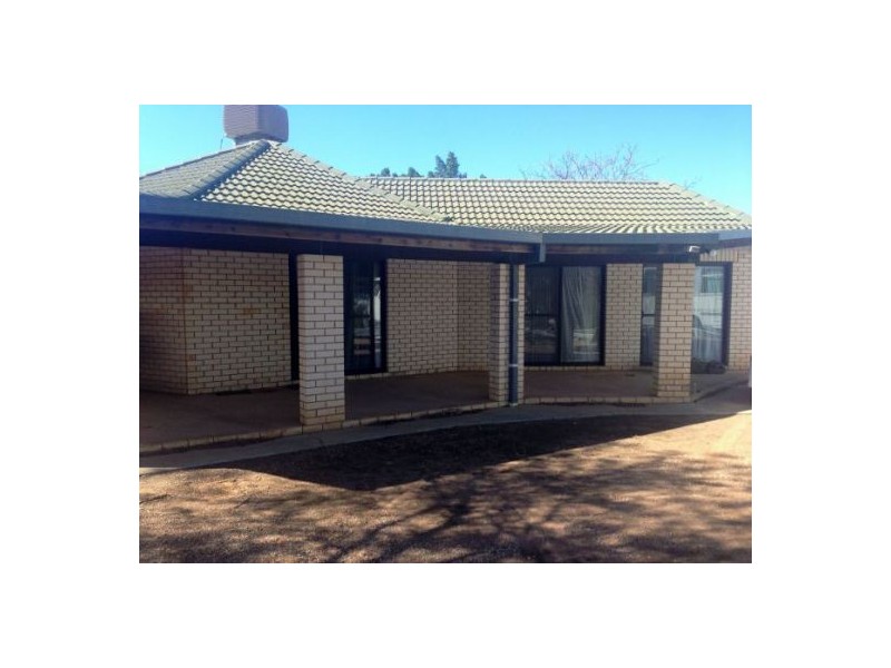 52 Butterfly Avenue, Lightning Ridge NSW 2834