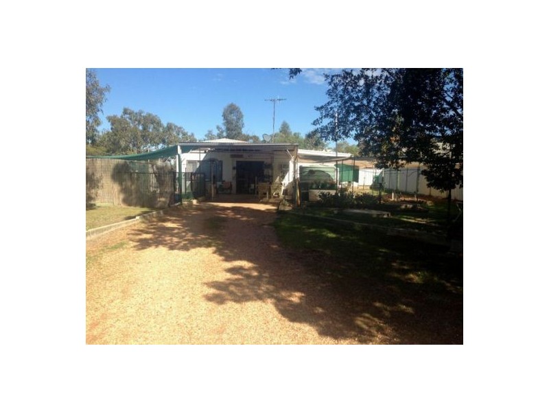 52 Butterfly Avenue, Lightning Ridge NSW 2834