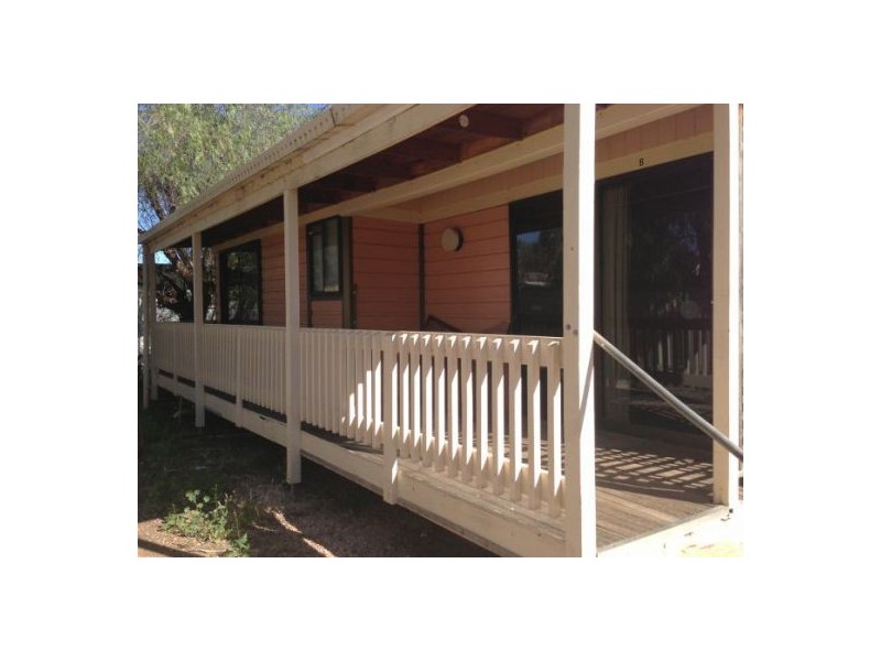 6 Potch Street, Lightning Ridge NSW 2834