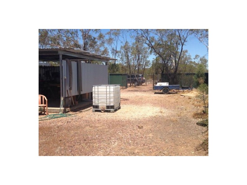 New Chum, Lightning Ridge NSW 2834