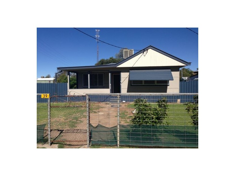 39 Pitt Street, Walgett NSW 2832