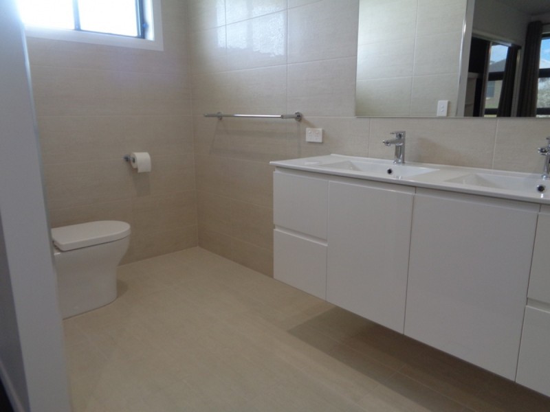 14 Treetops Parade, Wingham NSW 2429