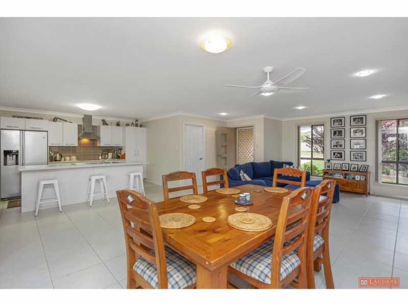 4 Treetops Parade, Wingham NSW 2429
