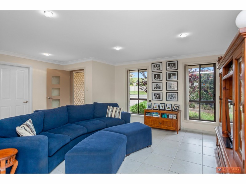 4 Treetops Parade, Wingham NSW 2429