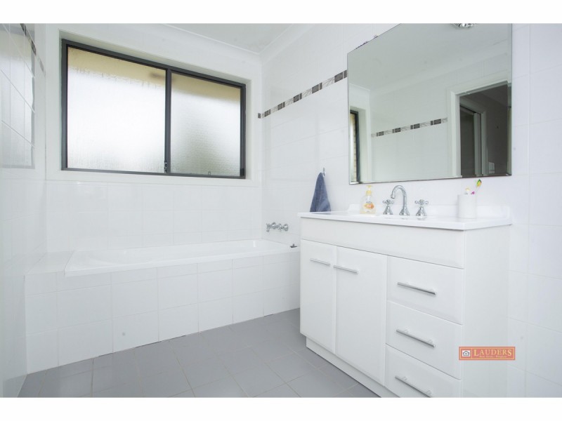 9 McPherson Street, Wingham NSW 2429