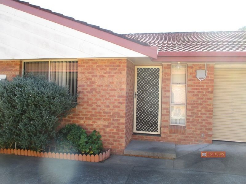 2/9 Little Street, Wingham NSW 2429