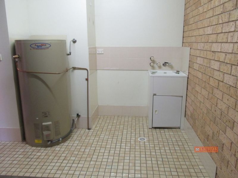 2/9 Little Street, Wingham NSW 2429