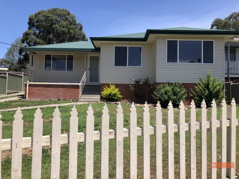 8a McPherson Street, Wingham NSW 2429