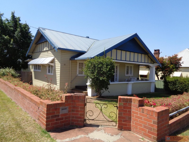 43 Farquhar Street, Wingham NSW 2429