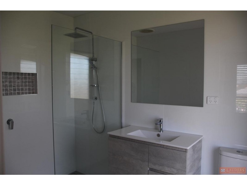 11 Treetops Parade, Wingham NSW 2429