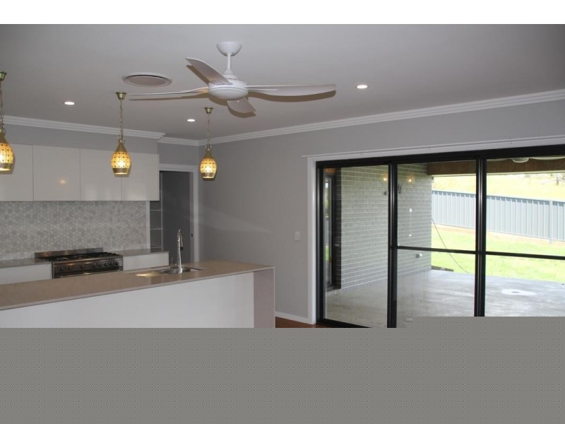 11 Treetops Parade, Wingham NSW 2429