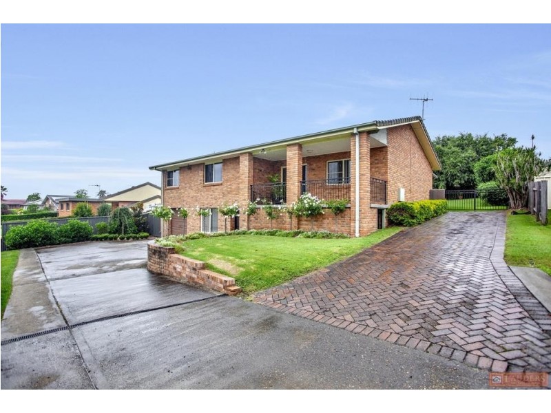 4 Hereford Close, Wingham NSW 2429