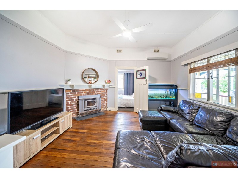 24 Farquhar Street, Wingham NSW 2429