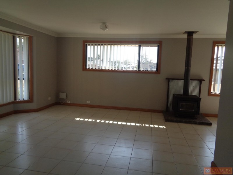 14 Campbell Street, Wingham NSW 2429