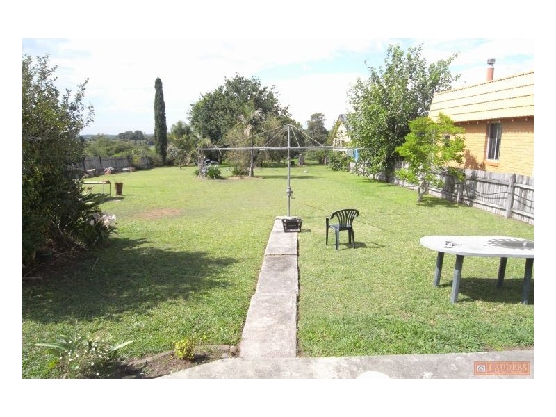 18 McRae Avenue, Taree NSW 2430