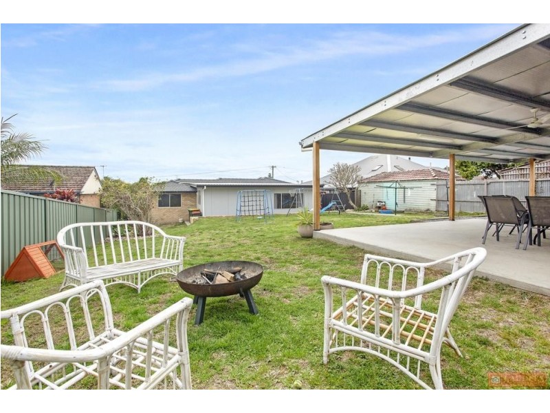 22 Killawarra Street, Wingham NSW 2429