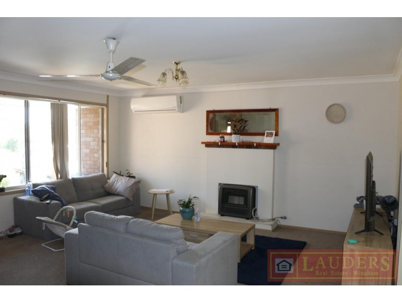 23 Jacaranda Avenue, Wingham NSW 2429