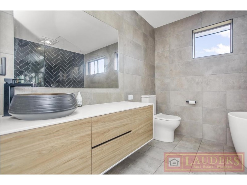 78 Lambert Street, Wingham NSW 2429