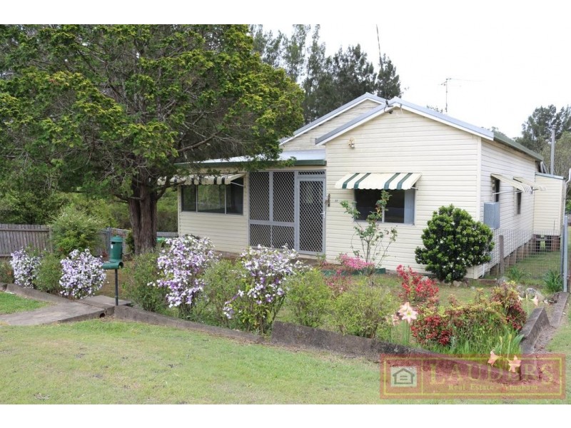 37 Combined Street, Wingham NSW 2429