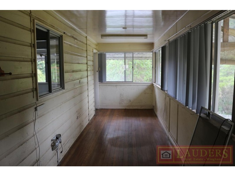 37 Combined Street, Wingham NSW 2429