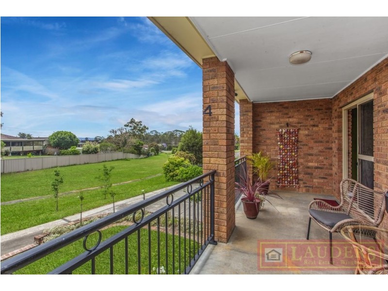 4 Hereford Close, Wingham NSW 2429