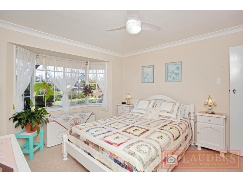 58 Combined Street, Wingham NSW 2429