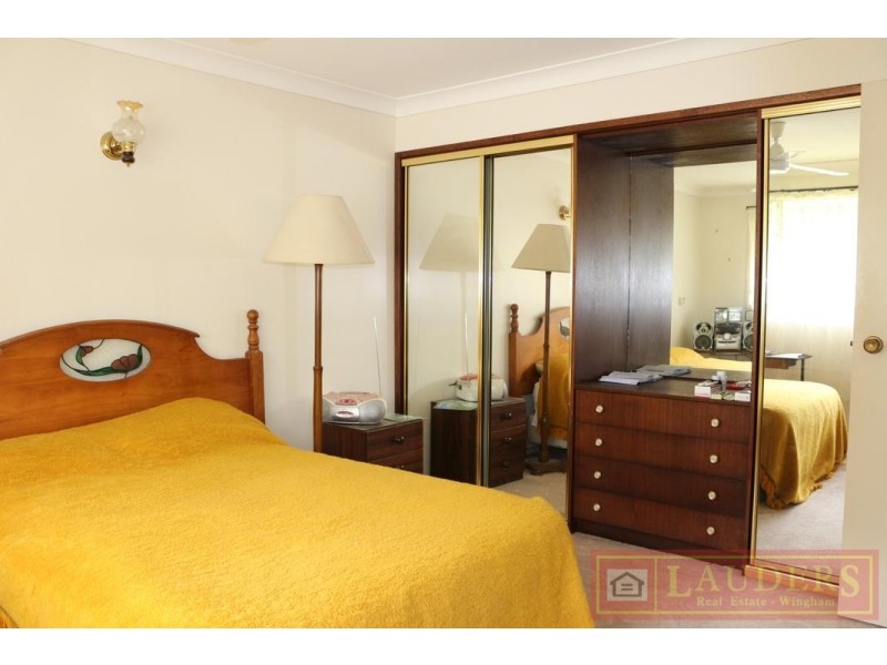 2/60 Farquhar Street, Wingham NSW 2429