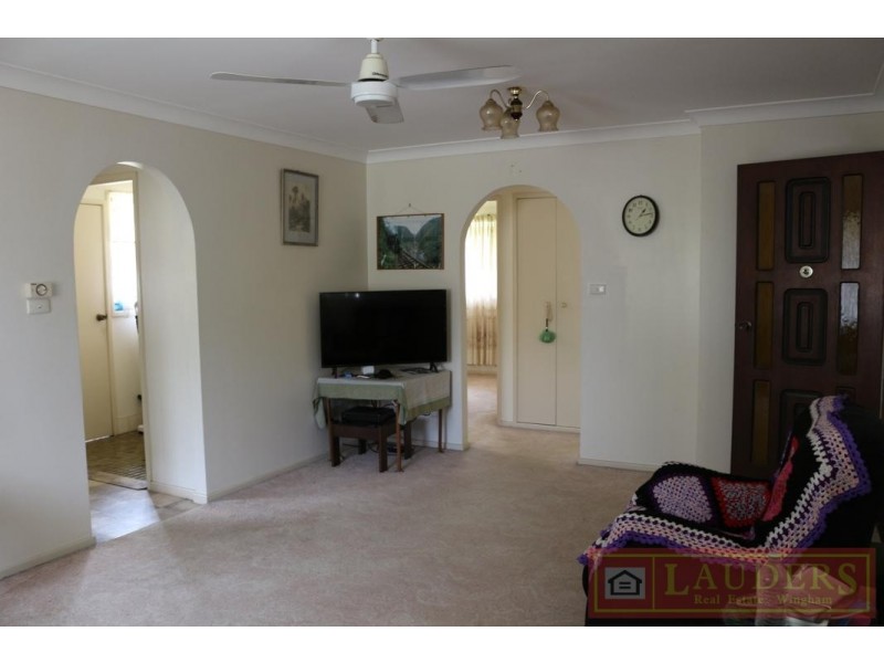 2/60 Farquhar Street, Wingham NSW 2429