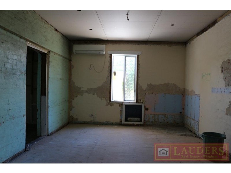 11 Railway Street, Taree NSW 2430