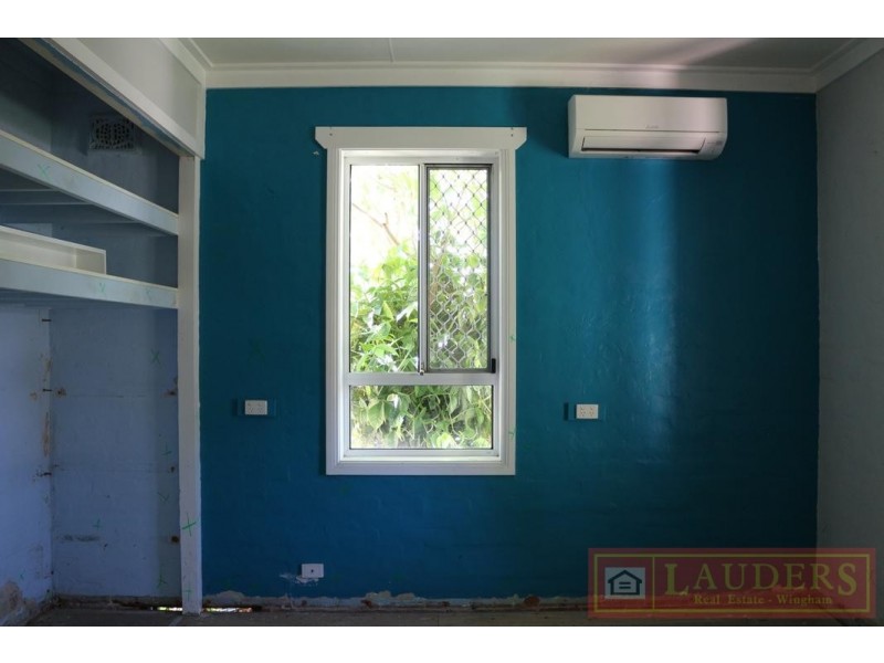 11 Railway Street, Taree NSW 2430