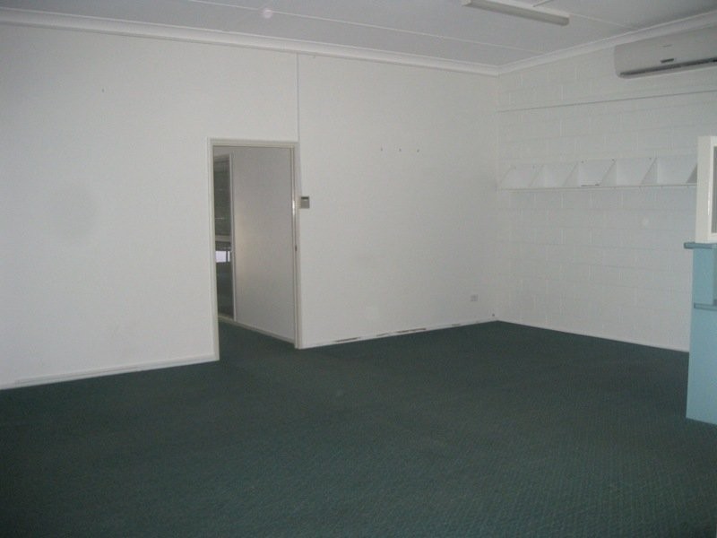 2B Fraser Street, Torquay QLD 4655