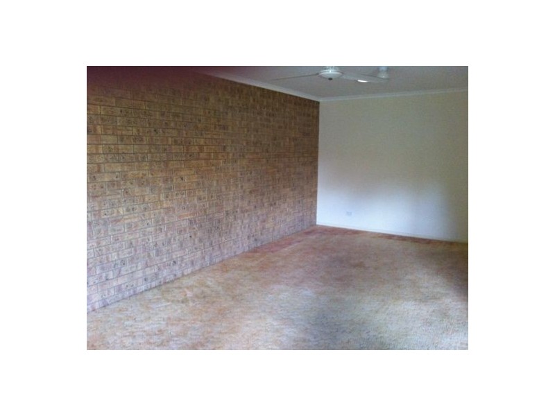 2/8 Magnolia Court, Maryborough QLD 4650