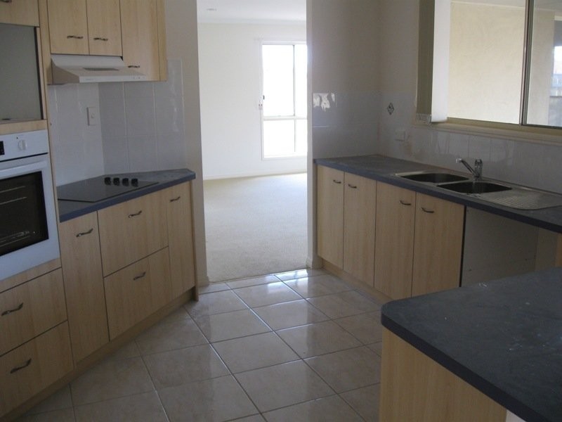 98 Endeavour Way, Eli Waters QLD 4655