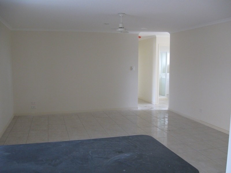 98 Endeavour Way, Eli Waters QLD 4655