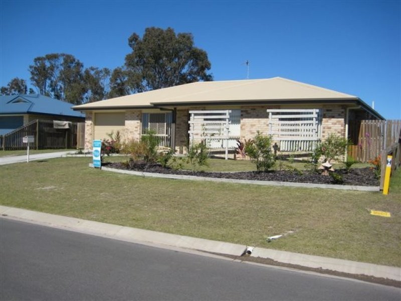 71 Bunya Court, Eli Waters QLD 4655