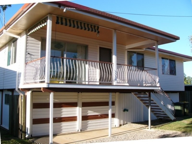 30 Hillcrest Avenue, Maryborough QLD 4650