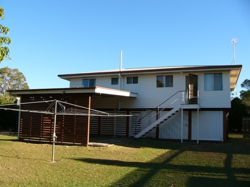 30 Hillcrest Avenue, Maryborough QLD 4650