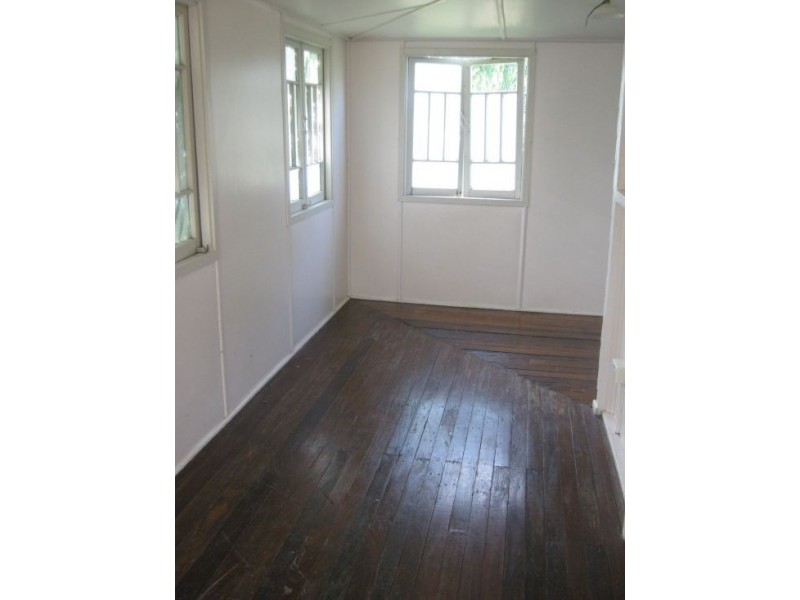 16 Cran Street, Tinana QLD 4650