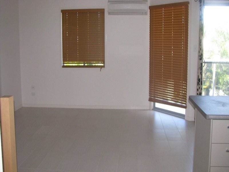 4/194 Cypress Street, Urangan QLD 4655