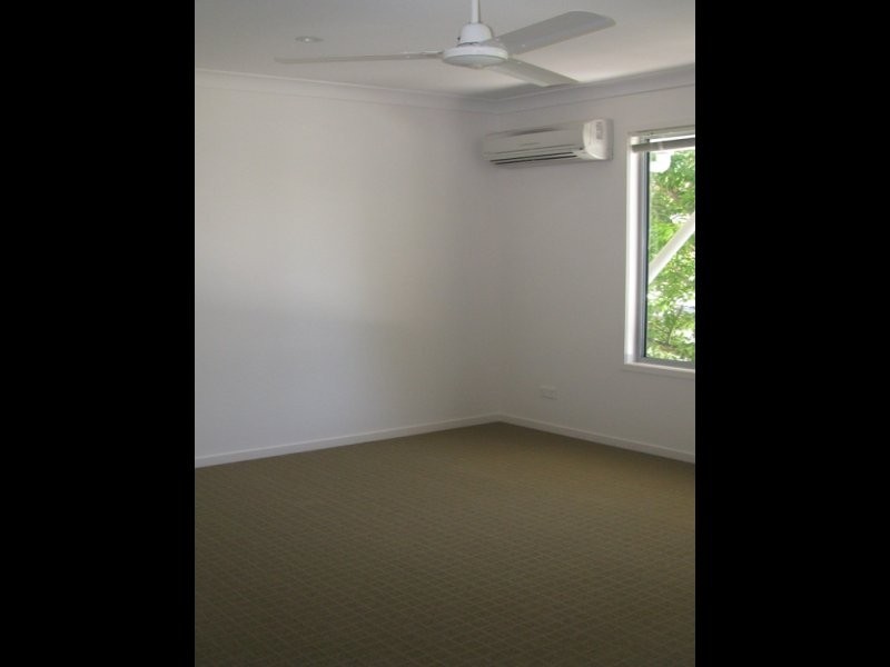 4/194 Cypress Street, Urangan QLD 4655