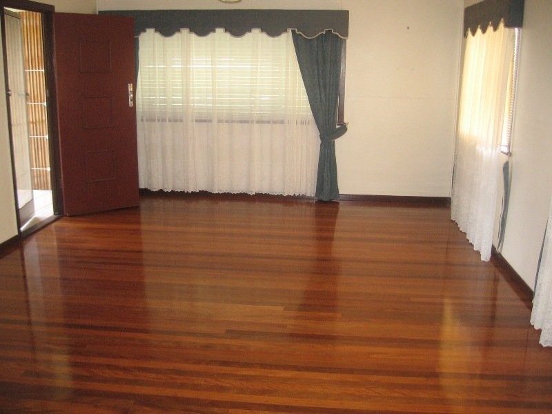 15 Charlemont Street, Maryborough QLD 4650