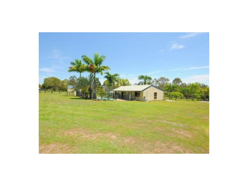 893 Torbanlea Pialba, Takura QLD 4655
