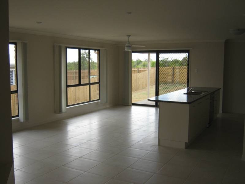 81 Tulipwood Drive, Tinana QLD 4650