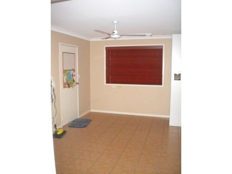 4 Jocelyn Parade, Granville QLD 4650