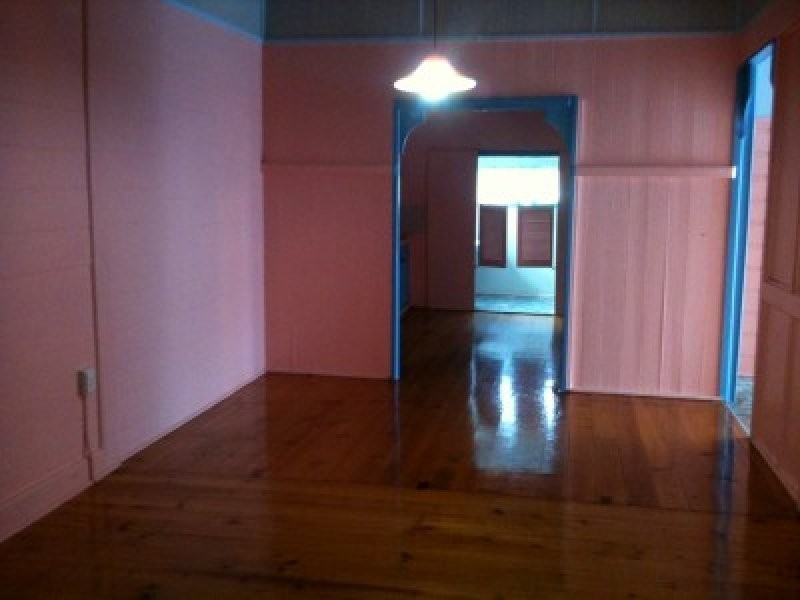 2/272 Ann Street, Maryborough QLD 4650